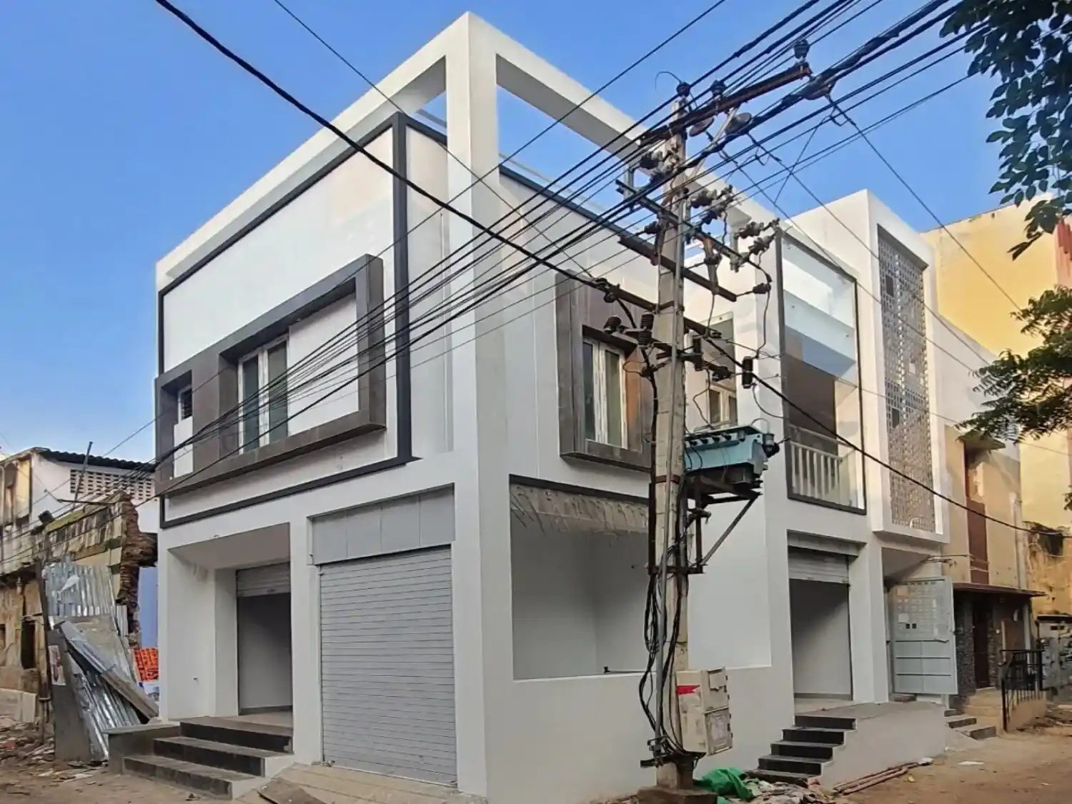 WHITE-CUBE-HOUSE